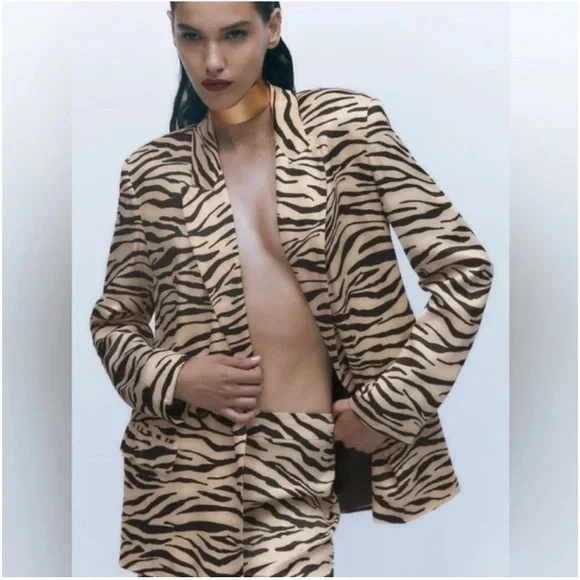 New Zara women animal print satin effect blazer - Picture 3 of 14